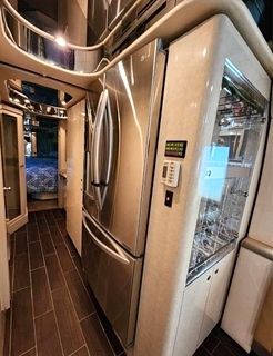 2002 Prevost xl2 Vantare 2 Slide Outs for sale 