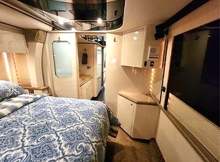 2002 Prevost xl2 Vantare 2 Slide Outs for sale 